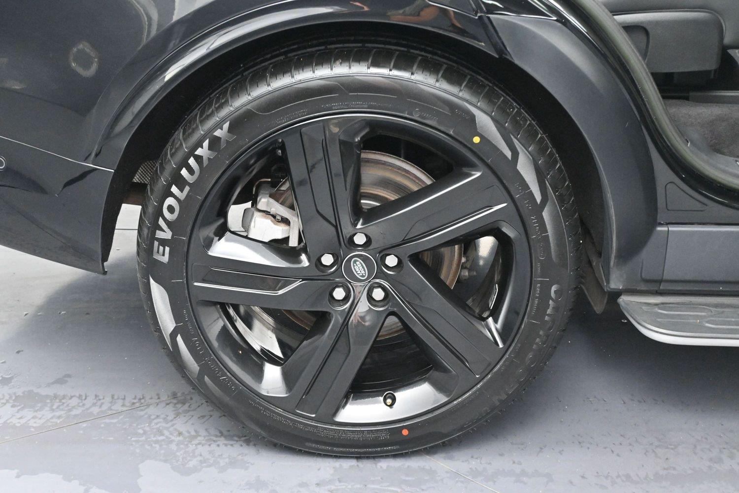 Used 2023 Black Land Rover S R-Dynamic image 42