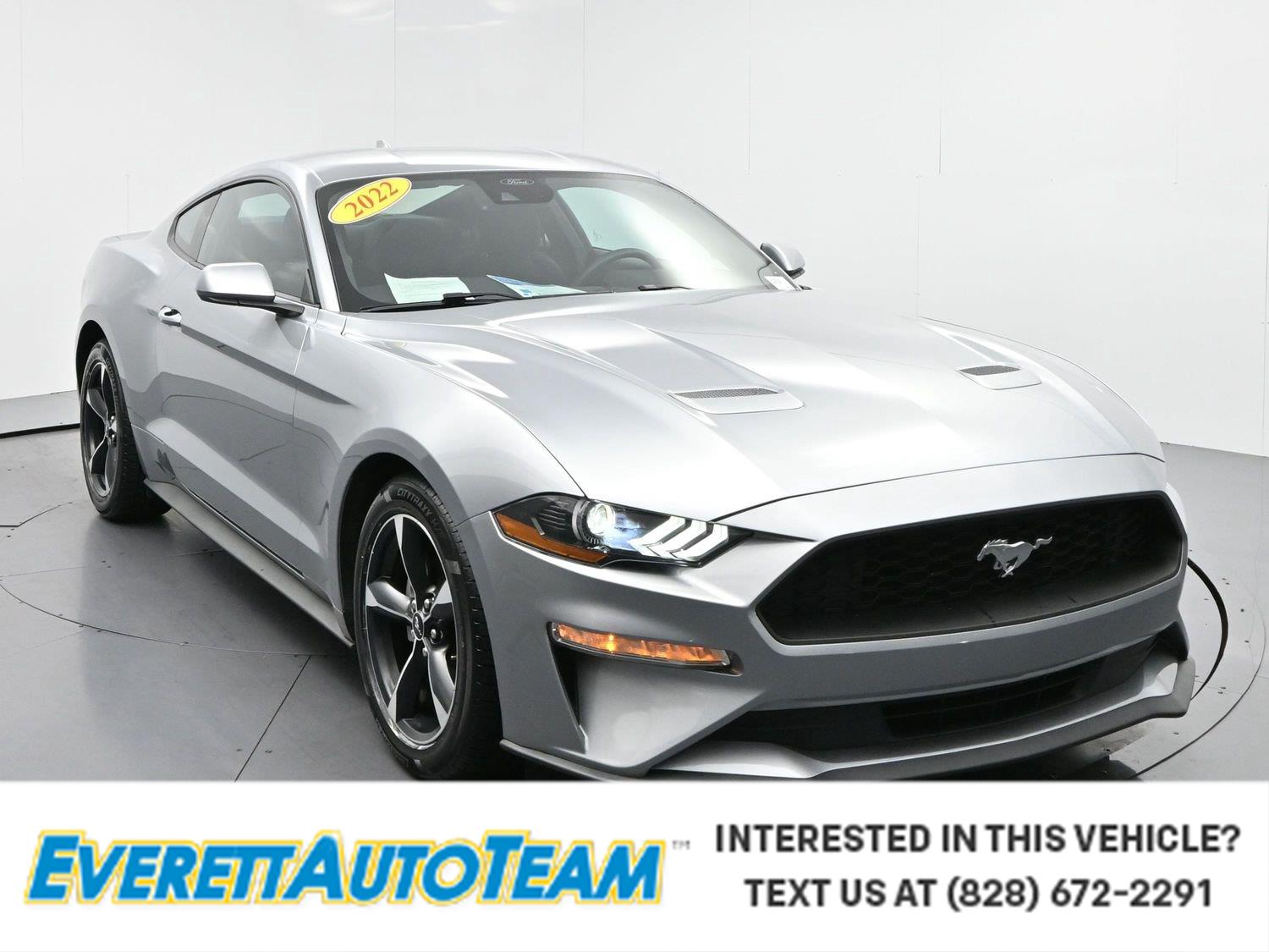 2022 Ford Mustang EcoBoost