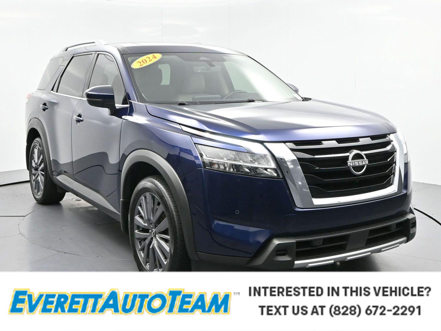 2024 Nissan Pathfinder SL