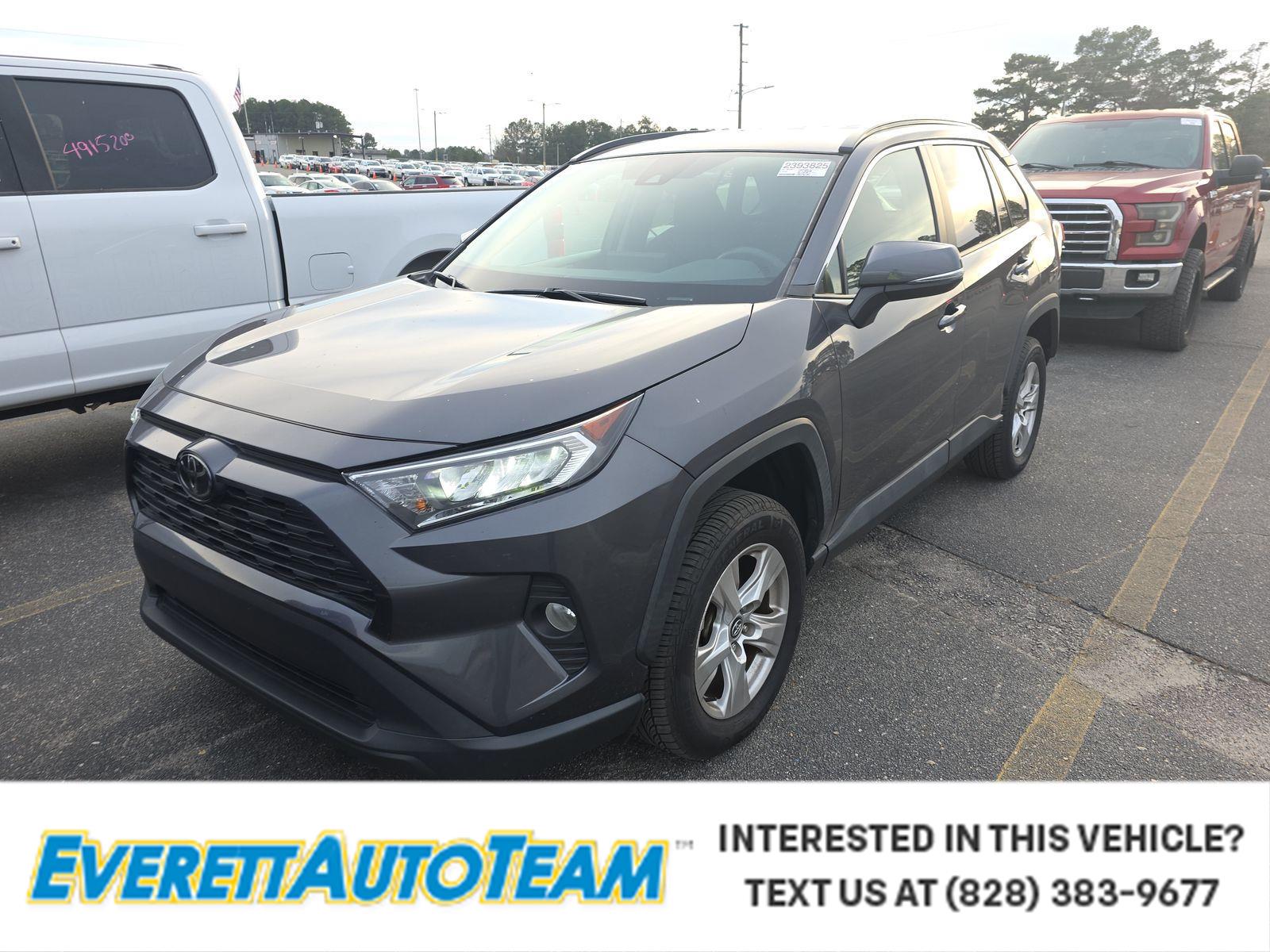 2020 Toyota RAV4 XLE FWD