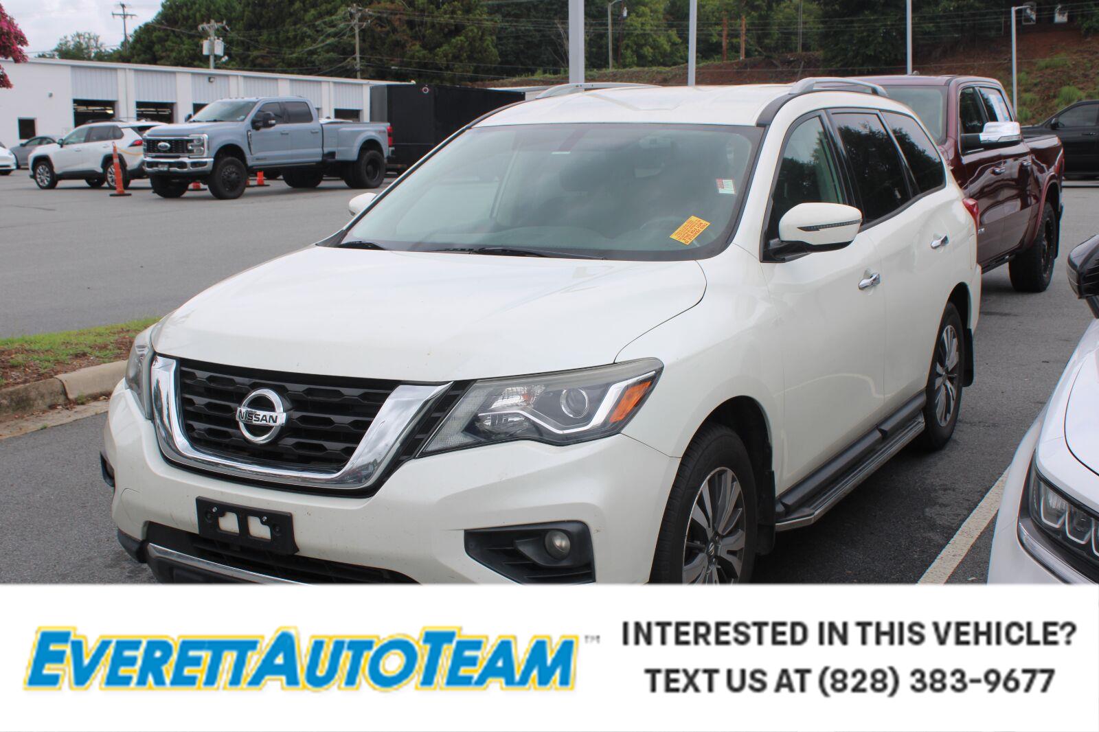 Pearl White 2017 Nissan Pathfinder SUV / Crossover Four-Wheel Drive Continuously Variable Transmission