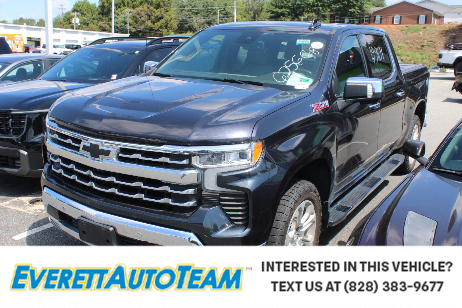 Dark Ash Metallic 2022 Chevrolet Silverado 1500 Pickup Truck Four-Wheel Drive Automatic