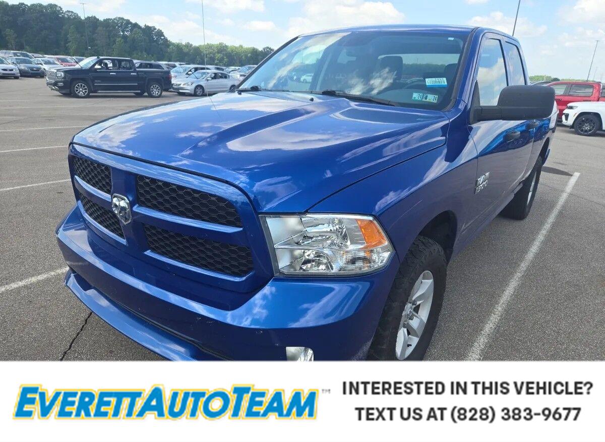 Blue Streak Pearlcoat 2018 RAM 1500 Pickup Truck Four-Wheel Drive 8-Speed Automatic