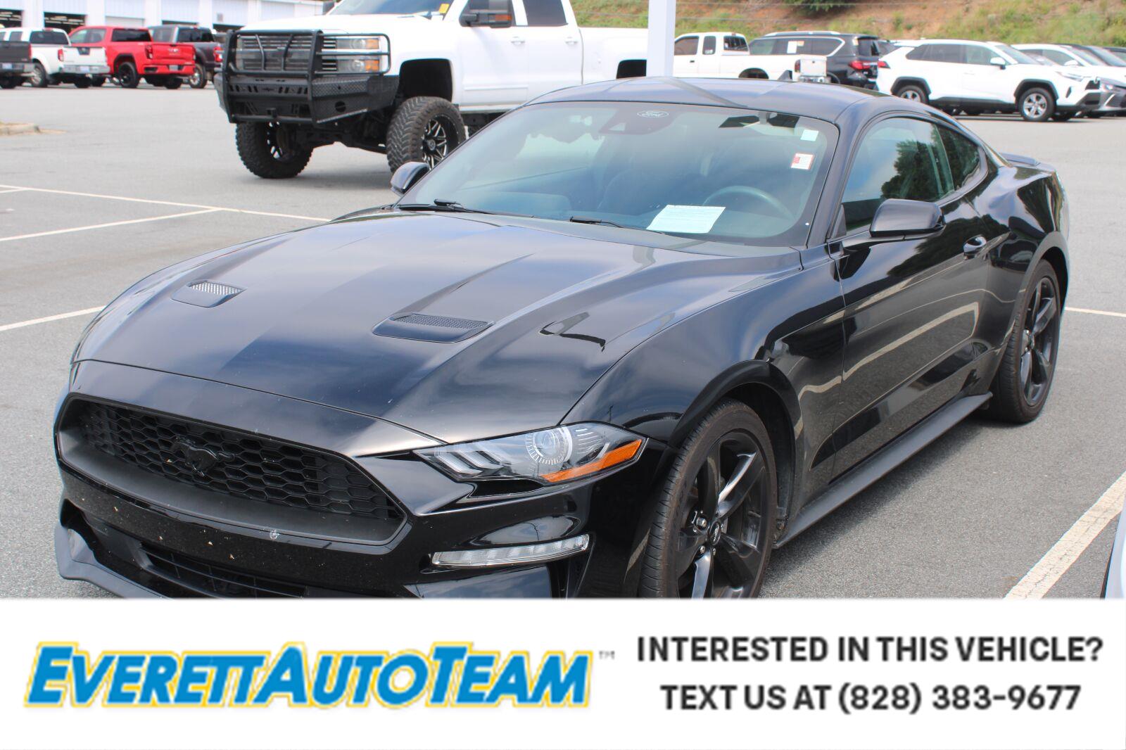 2022 Ford Mustang EcoBoost