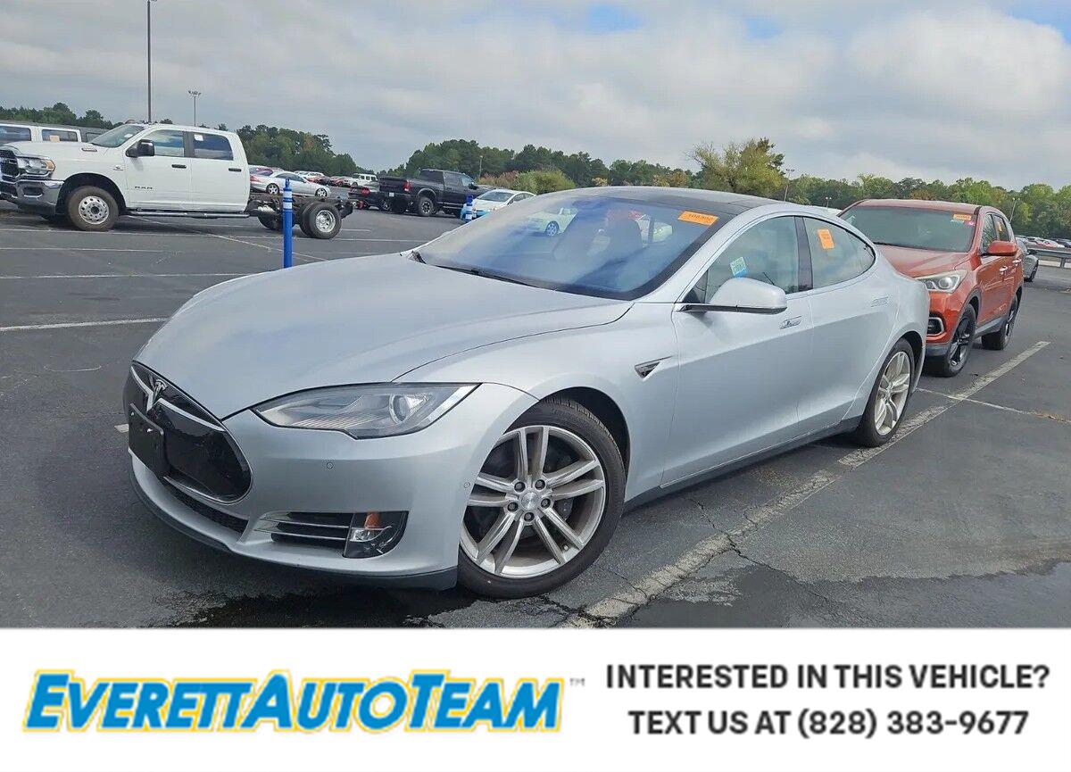 2015 Tesla Model S 70D