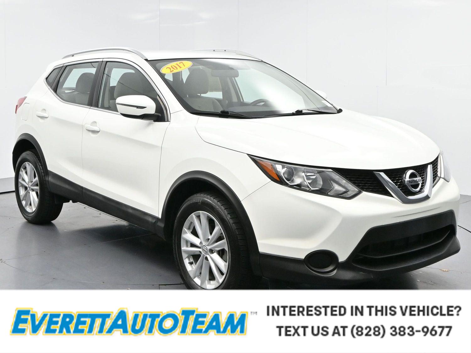 Glacier White 2017 Nissan Rogue Sport SUV / Crossover Front-Wheel Drive Continuously Variable Transmission