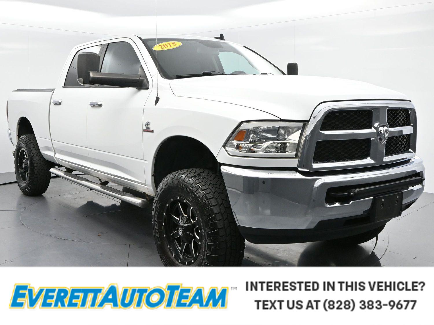 Bright White Clearcoat 2018 RAM 2500 Pickup Truck Four-Wheel Drive 6-Speed Automatic