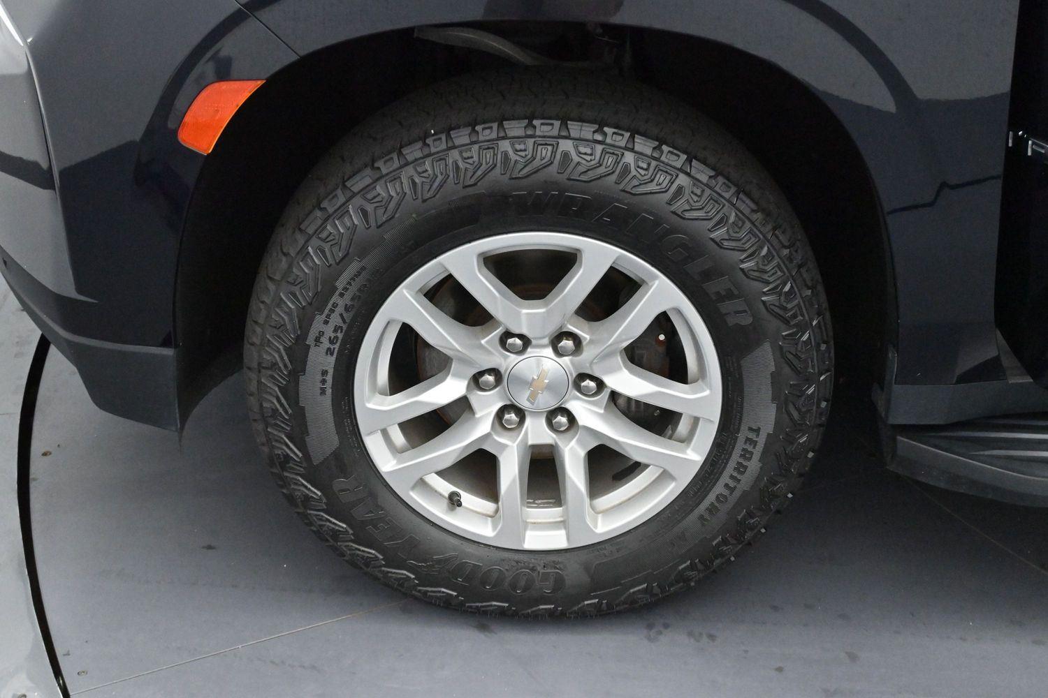 Used 2023 Midnight Blue Metallic Chevrolet LT image 32