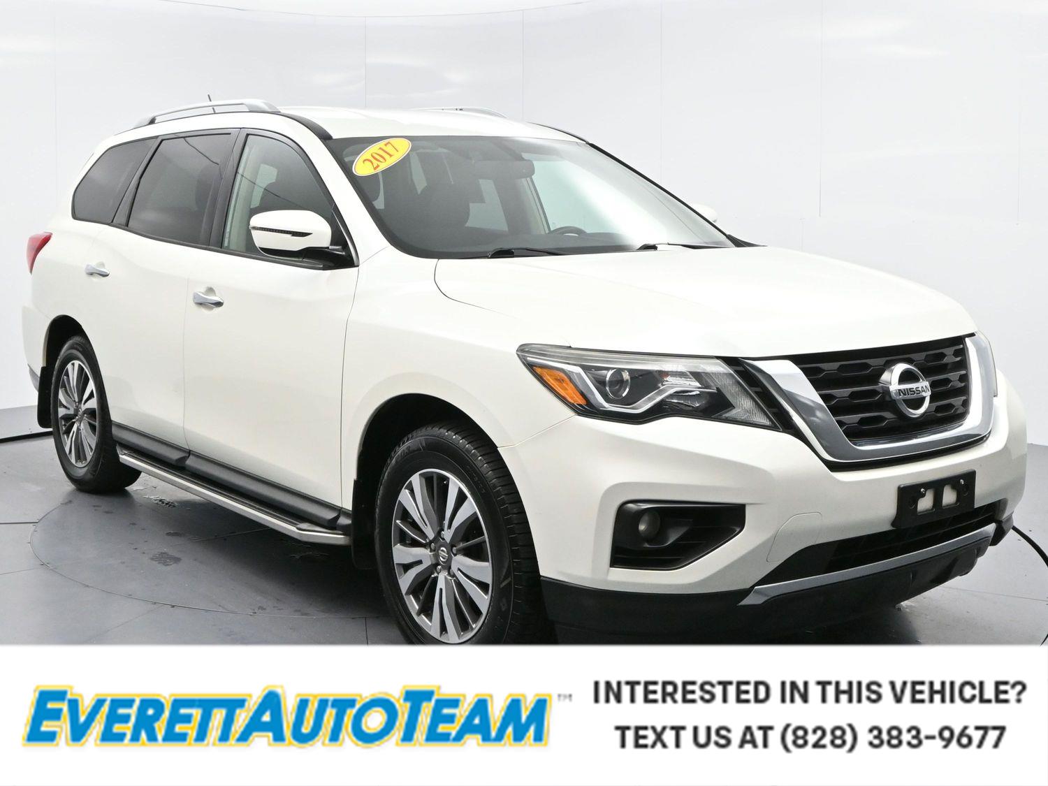 Pearl White 2017 Nissan Pathfinder SUV / Crossover Four-Wheel Drive Continuously Variable Transmission
