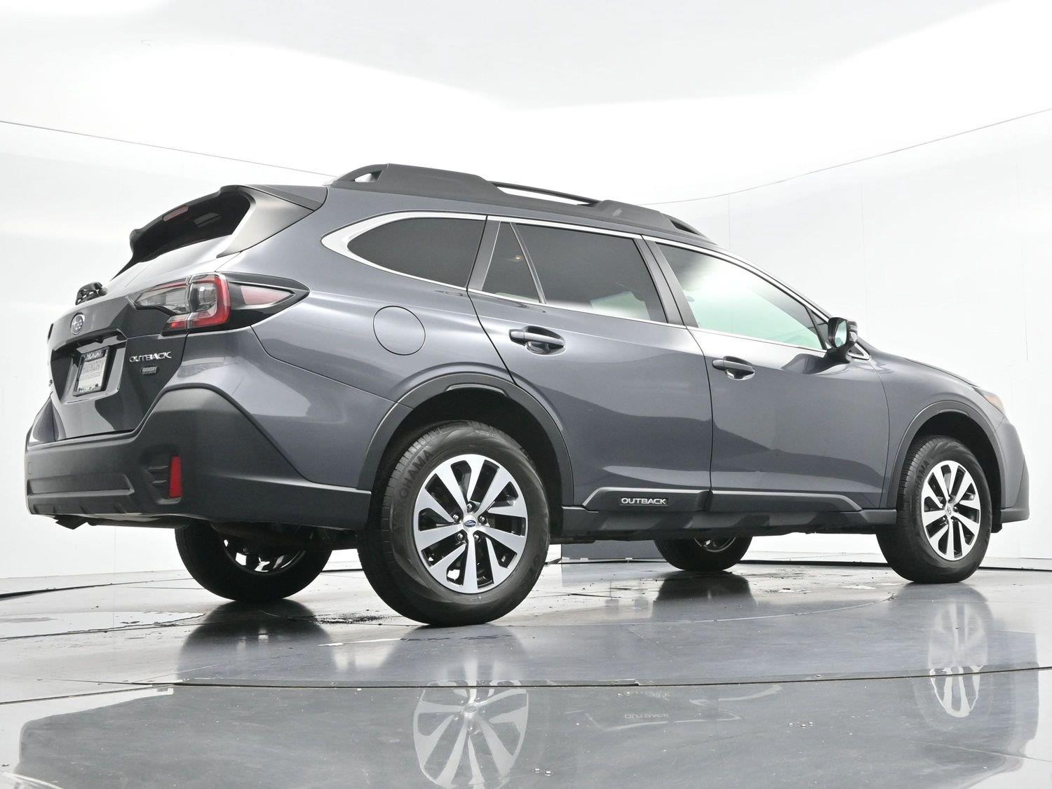 Used 2022 Magnetite Gray Metallic Subaru Premium image 40