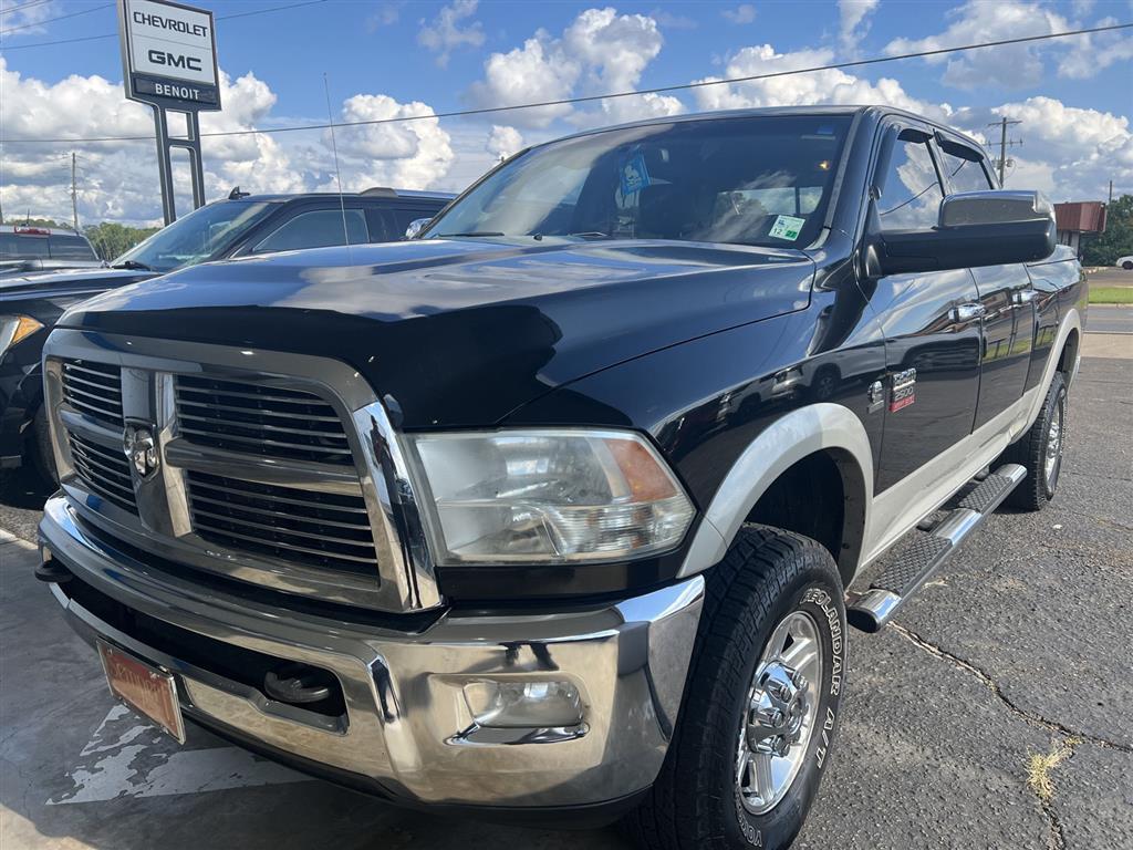 Black 2010 Dodge RAM 2500 Laramie Crew Cab 4WD Pickup Truck Four-Wheel Drive