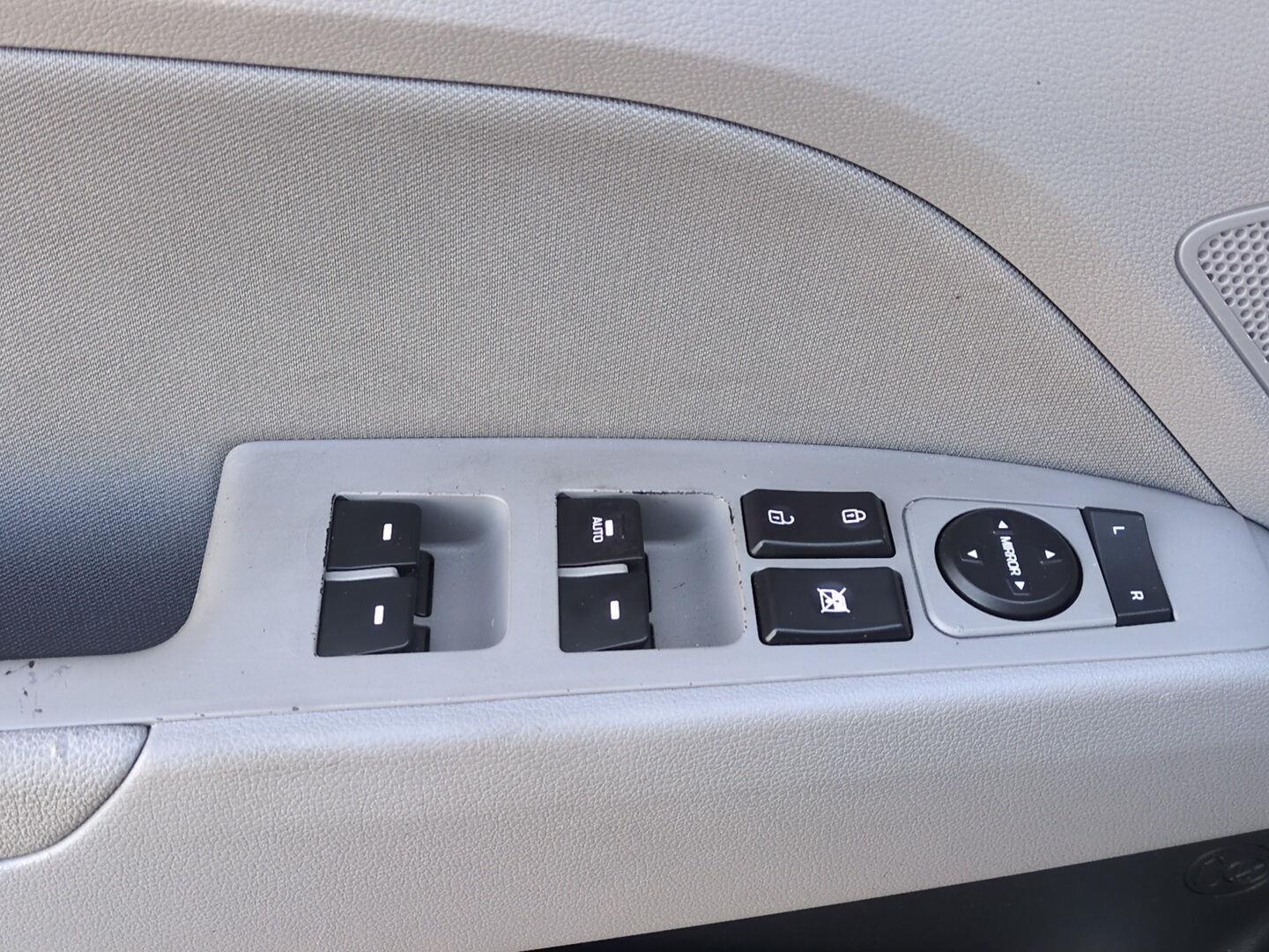 2020 Hyundai Elantra Value Edition at Brad Windhams Used Cars