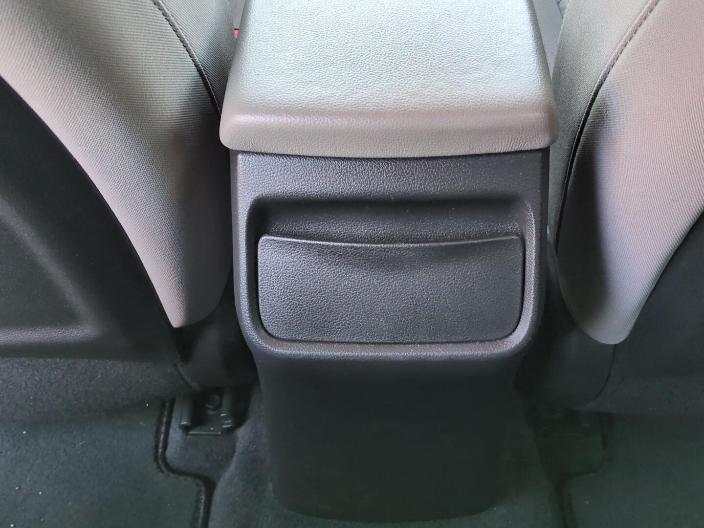 2020 Hyundai Elantra Value Edition at Brad Windhams Used Cars