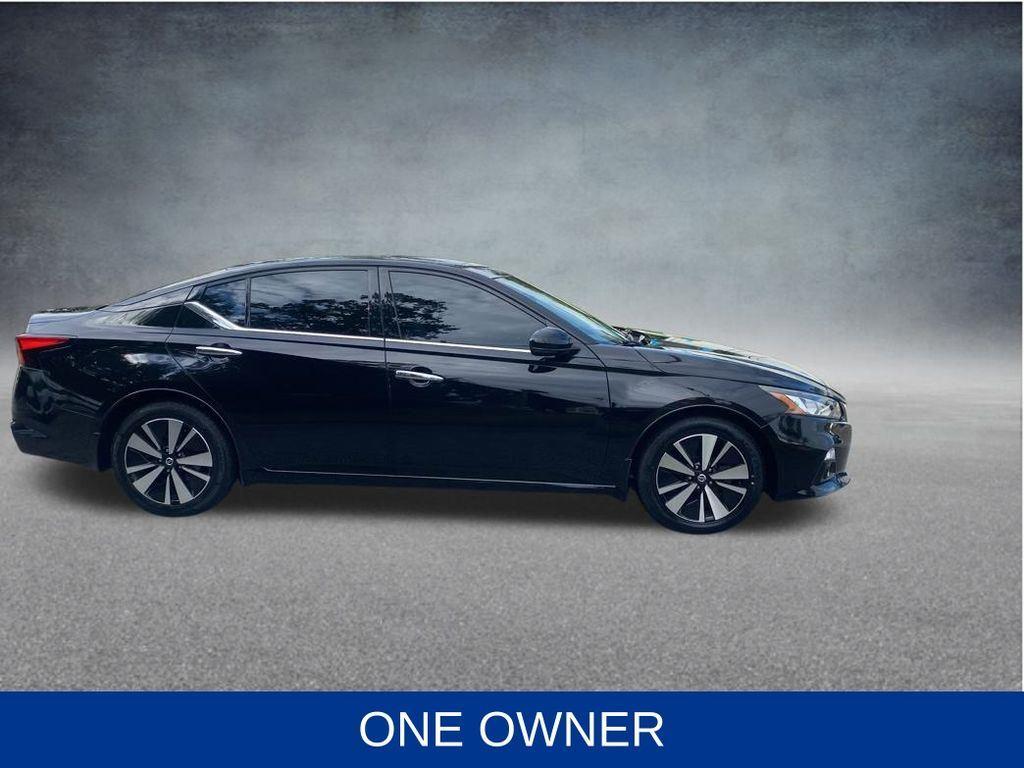 2019 Nissan Altima 2.5 SV - 4