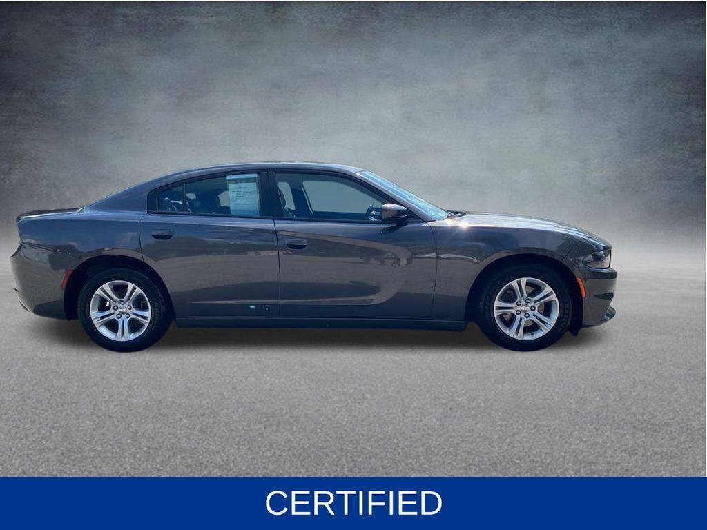2021 Dodge Charger SXT - 4