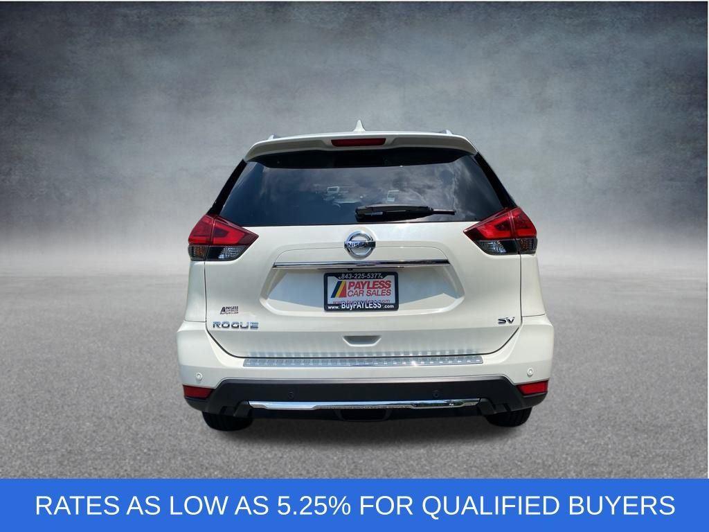 2019 Nissan Rogue SV - 8