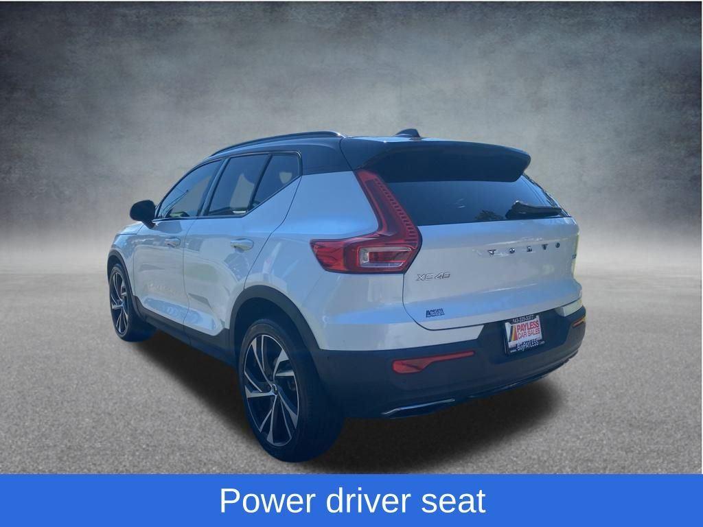 2019 Volvo XC40 R-Design - 9