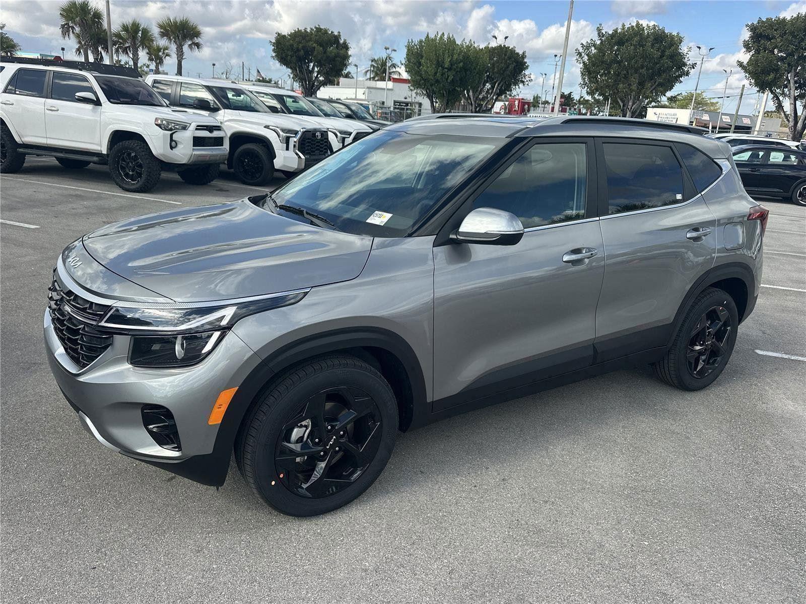 2026 Kia Seltos EX FWD