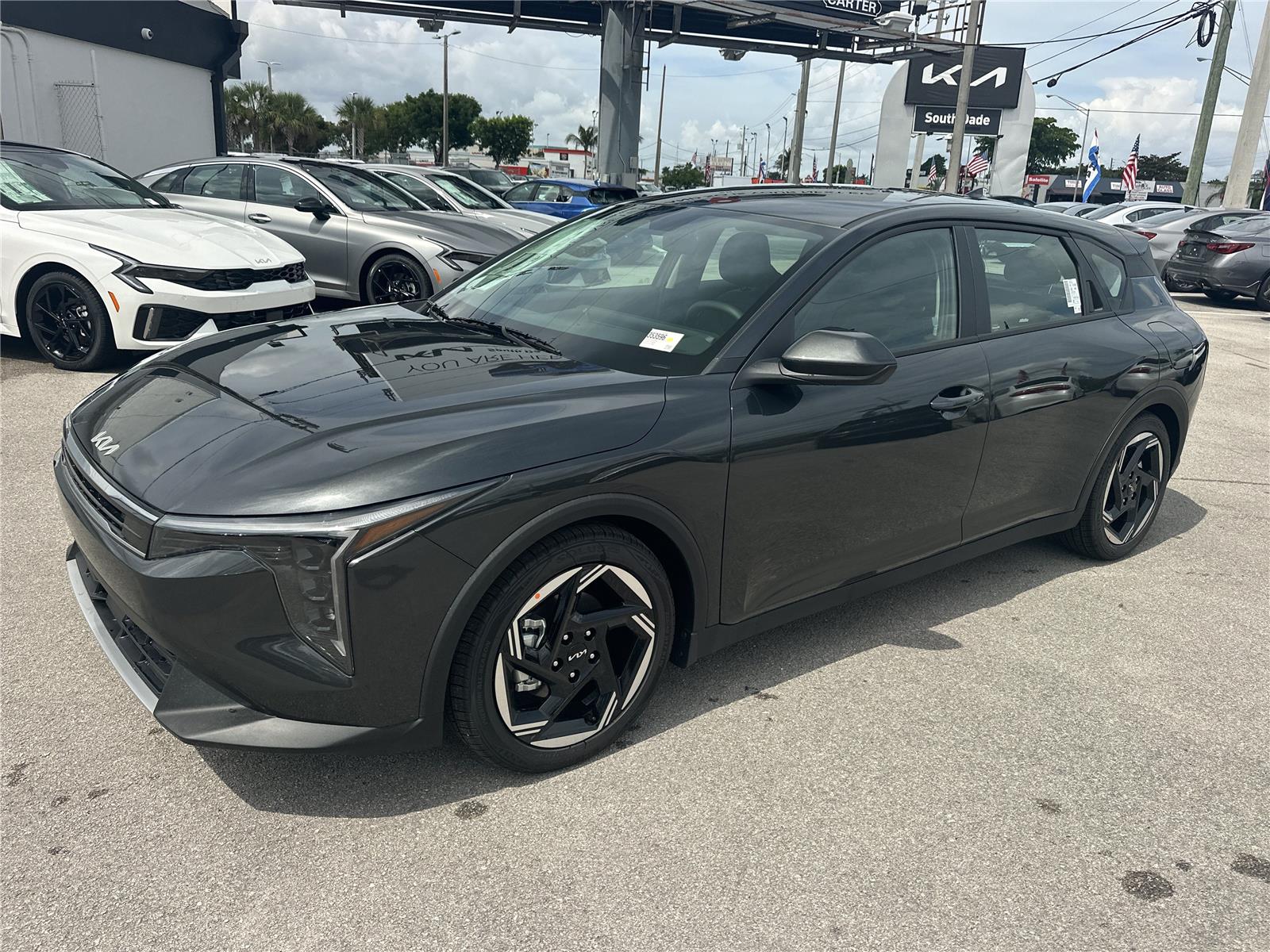 Interstellar Gray 2026 Kia K4 Hatchback Hatchback Front-Wheel Drive Continuously Variable Transmission