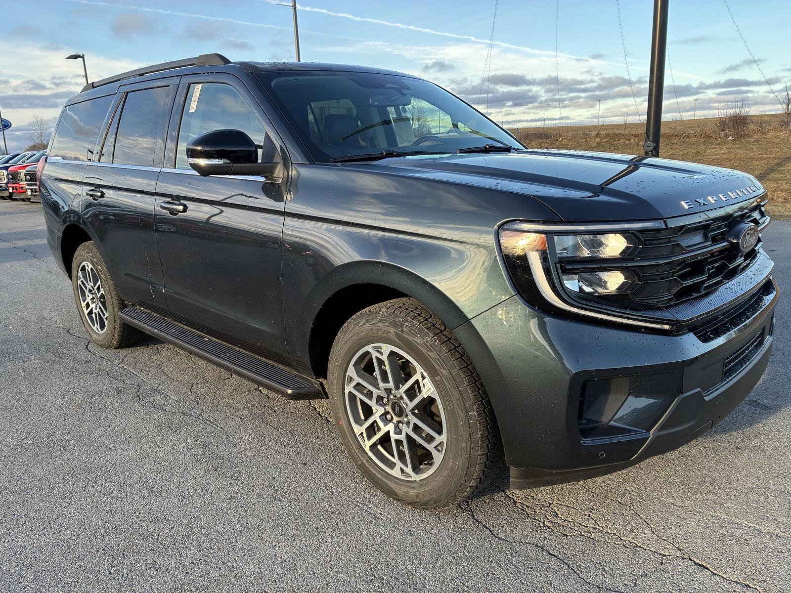 2026 Ford Expedition Active 4WD