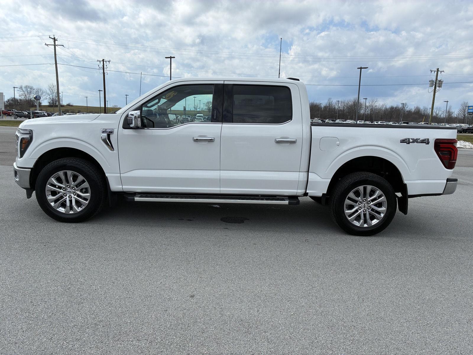 View vehicle photo 4