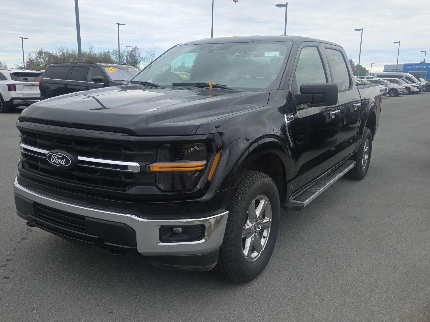 2025 Ford F-150 XLT SuperCrew 4WD
