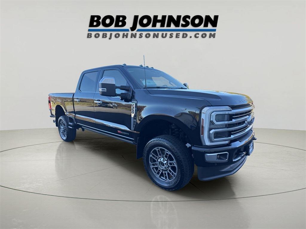2025 Ford F-350 Super Duty Platinum Crew Cab 4WD