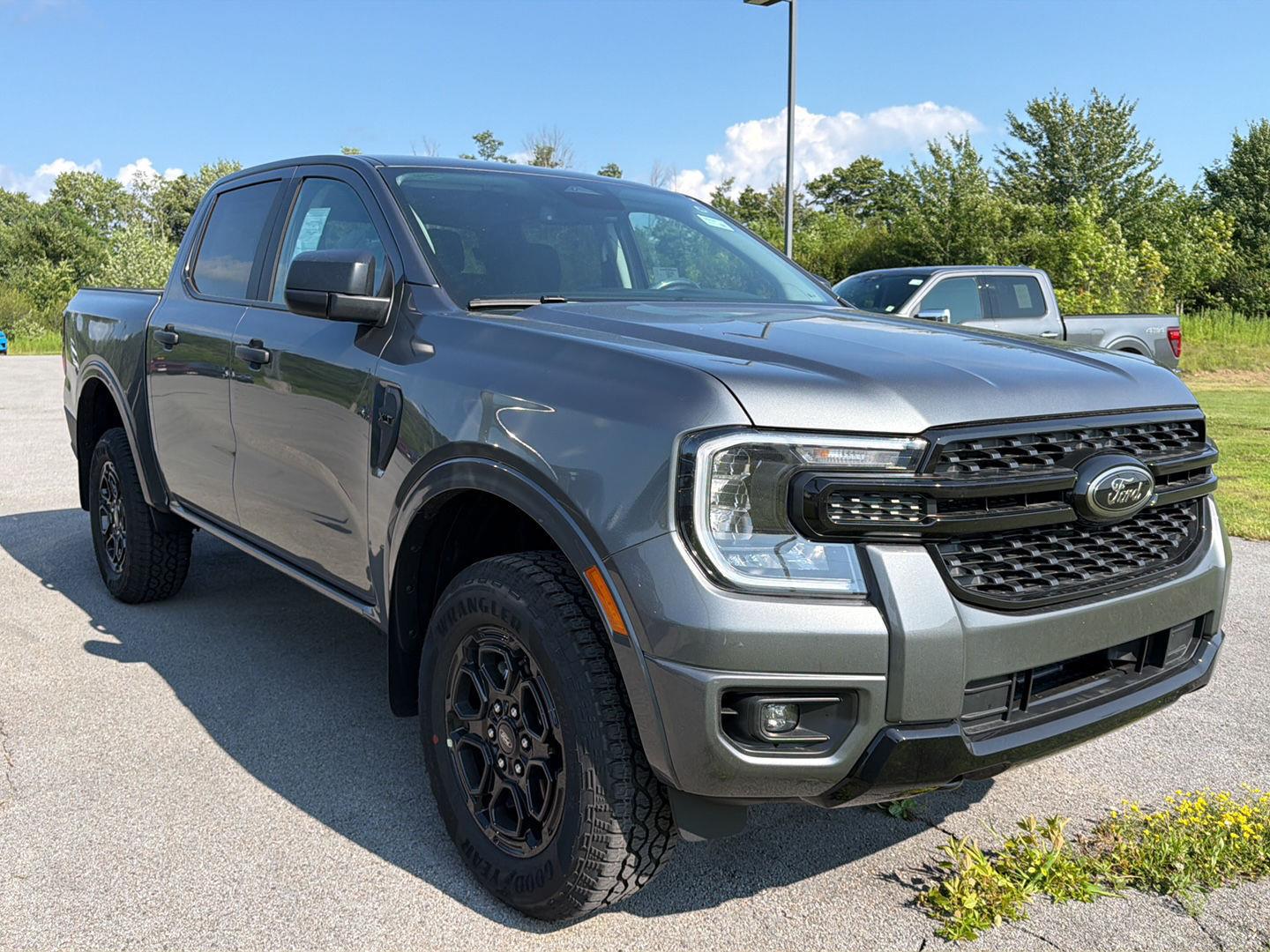 Carbonized Gray Metallic 2026 Ford Ranger Pickup Truck Four-Wheel Drive Automatic
