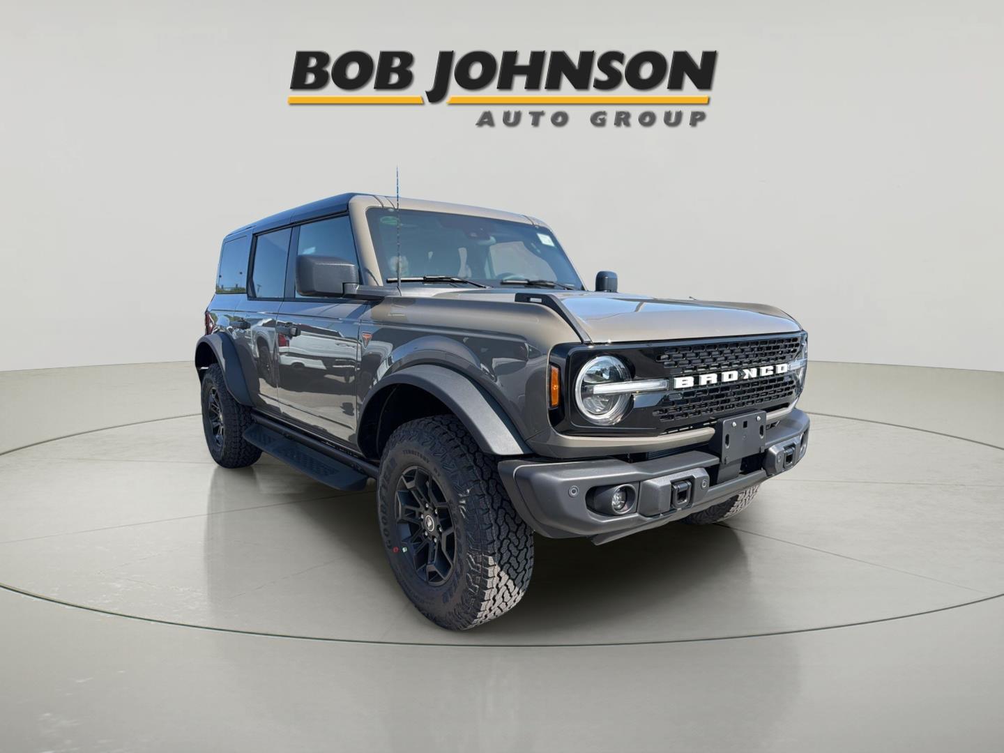 Marsh Gray 2026 Ford Bronco SUV / Crossover Four-Wheel Drive Automatic