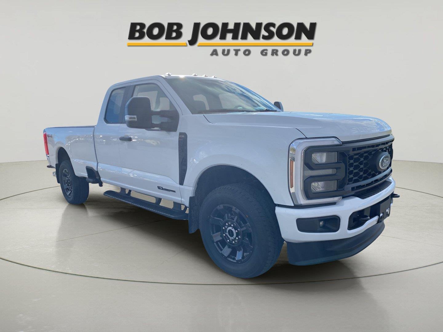 Oxford White 2026 Ford F-250 Super Duty Pickup Truck Four-Wheel Drive Automatic