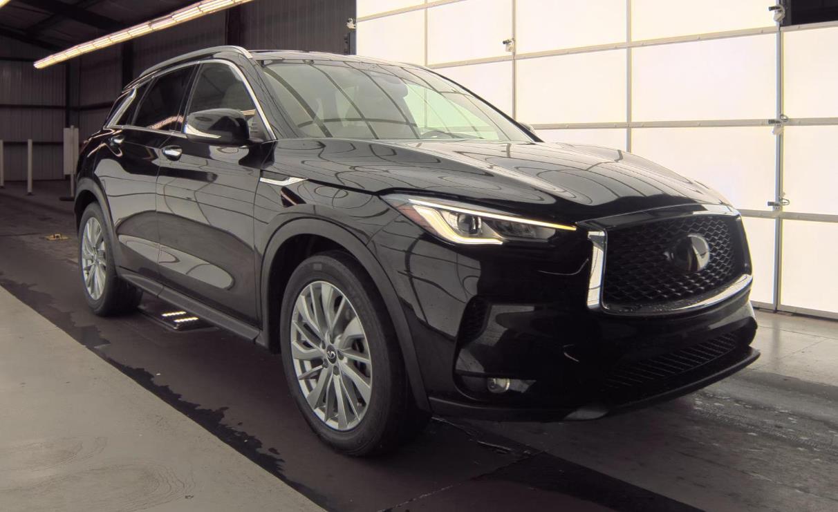 2022 INFINITI QX50 Luxe FWD