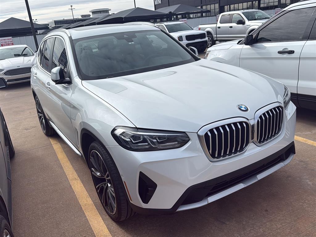 BMW X3 sDrive30i RWD