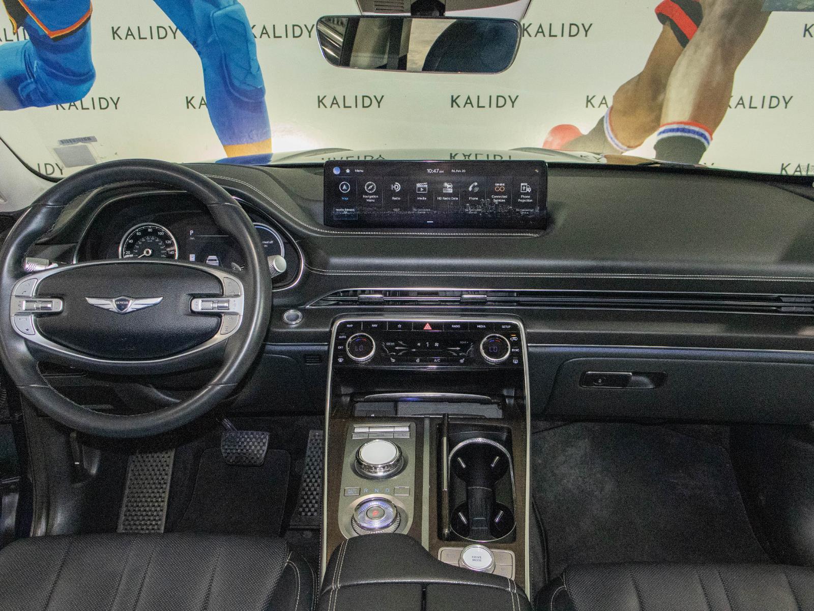 View vehicle photo 3