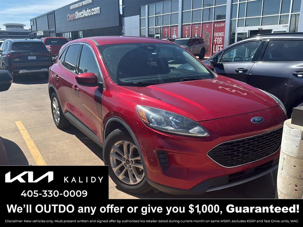 Rapid Red Metallic Tinted Clearcoat 2020 Ford Escape SE FWD SUV / Crossover Front-Wheel Drive 8-Speed Automatic