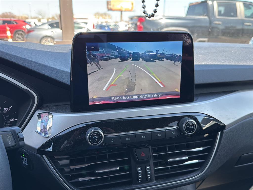 View vehicle photo 7