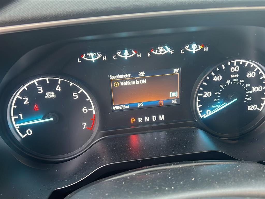 View vehicle photo 4