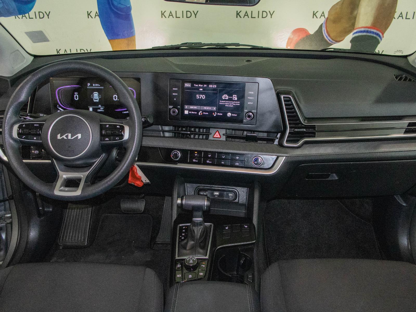 View vehicle photo 3