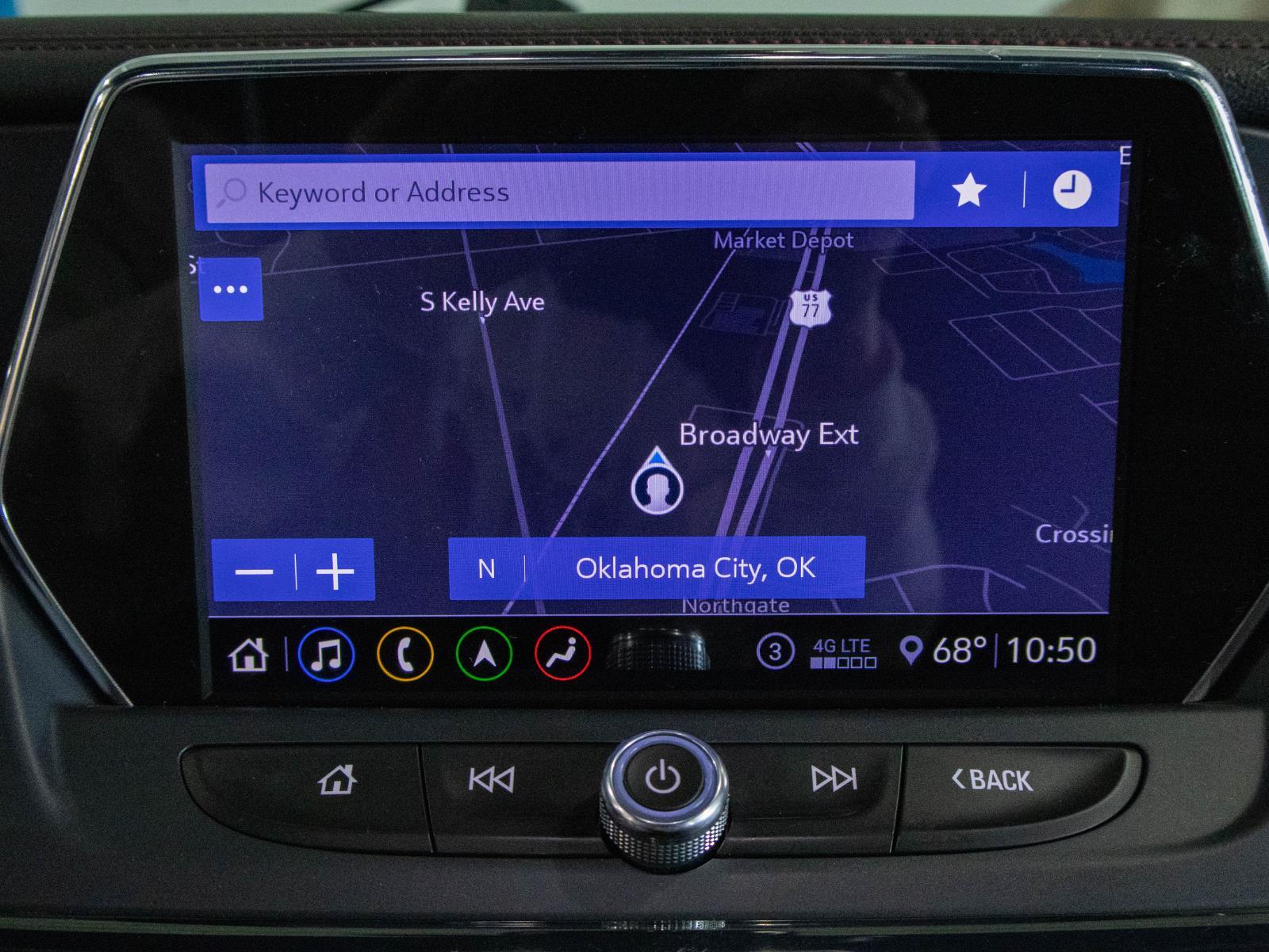 View vehicle photo 5