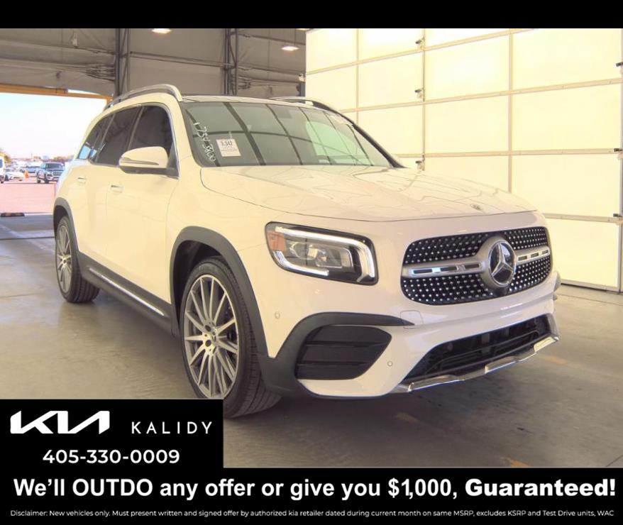 Polar White 2022 Mercedes-Benz GLB 250 FWD SUV / Crossover Front-Wheel Drive Automatic