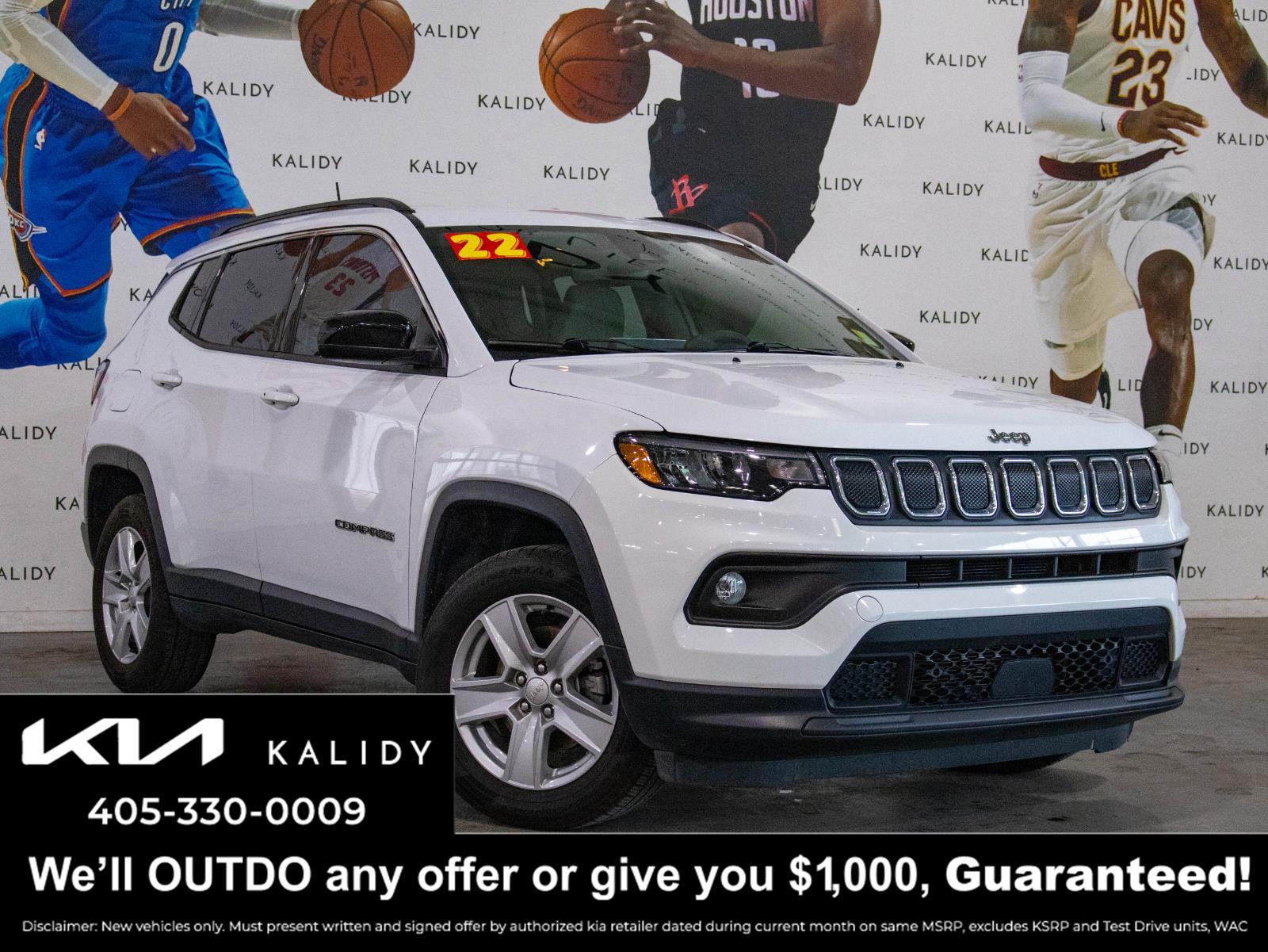 Bright White Clearcoat 2022 Jeep Compass Latitude 4WD SUV / Crossover Four-Wheel Drive 9-Speed Automatic