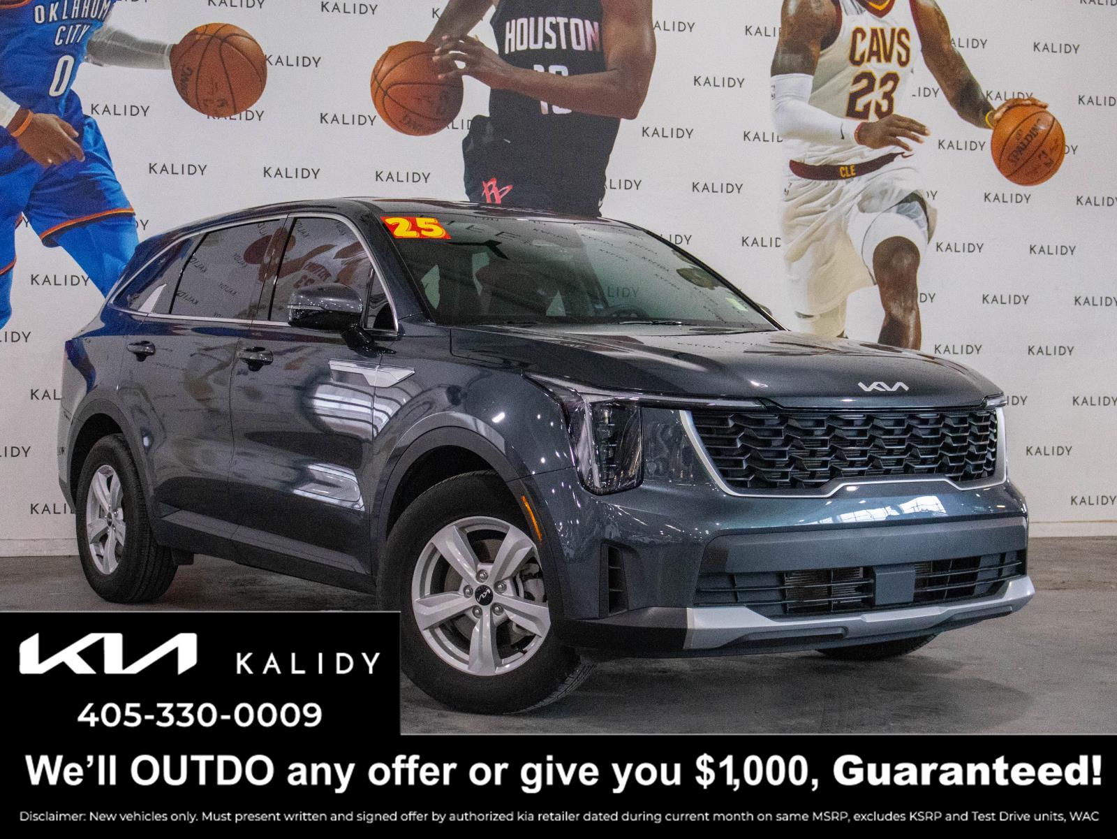 Gray (Gravity Grey) 2025 Kia Sorento LX FWD SUV / Crossover Front-Wheel Drive Automatic