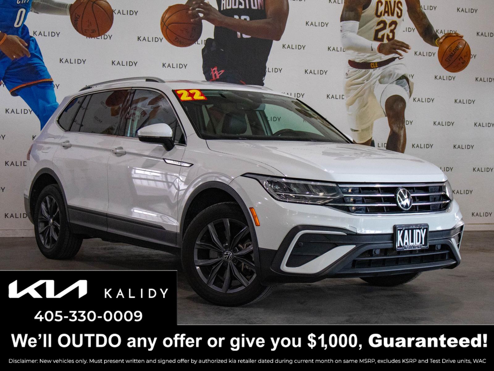 Pure White 2022 Volkswagen Tiguan SE 4Motion SUV / Crossover All-Wheel Drive Automatic