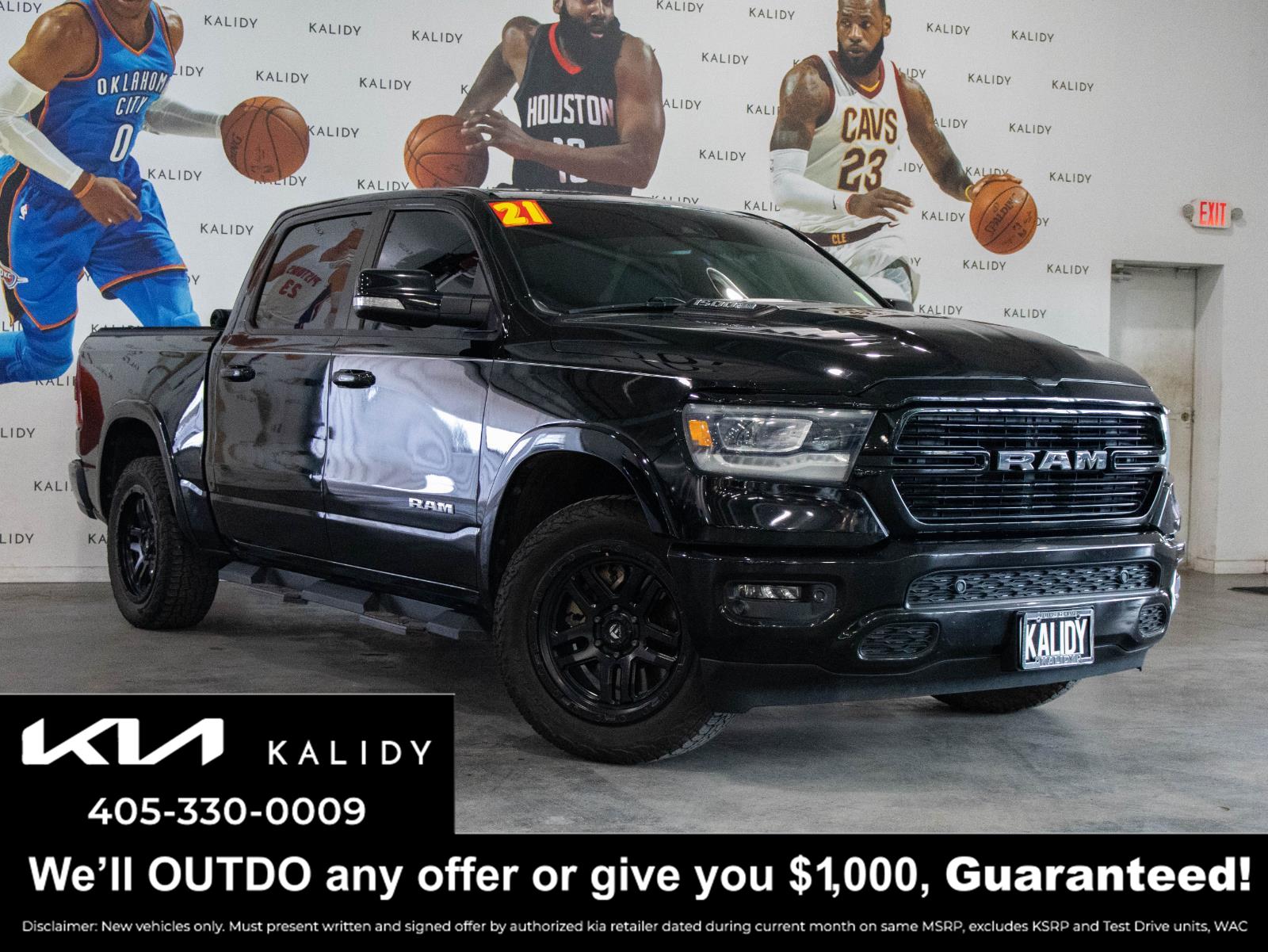 Diamond Black Crystal Pearlcoat 2021 RAM 1500 Laramie Crew Cab 4WD Pickup Truck Four-Wheel Drive 8-Speed Automatic