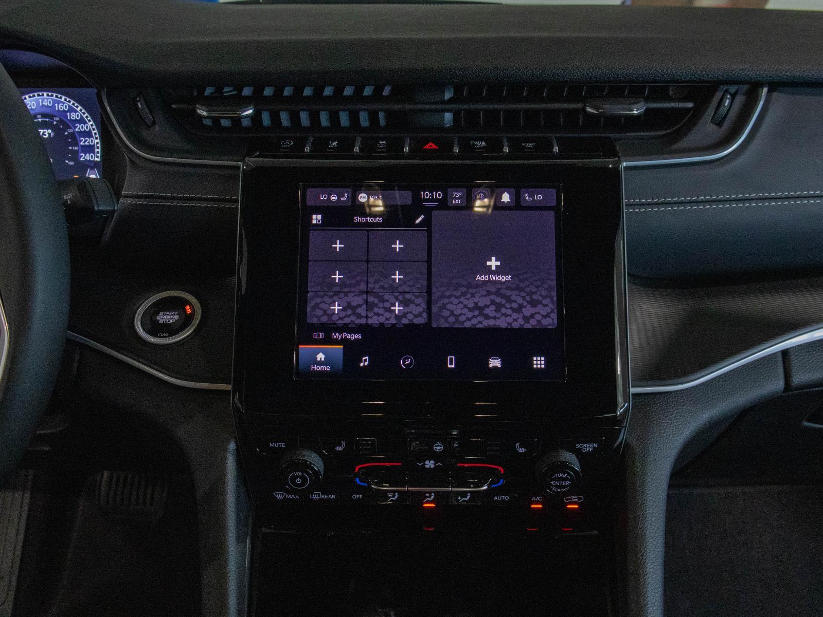 View vehicle photo 4