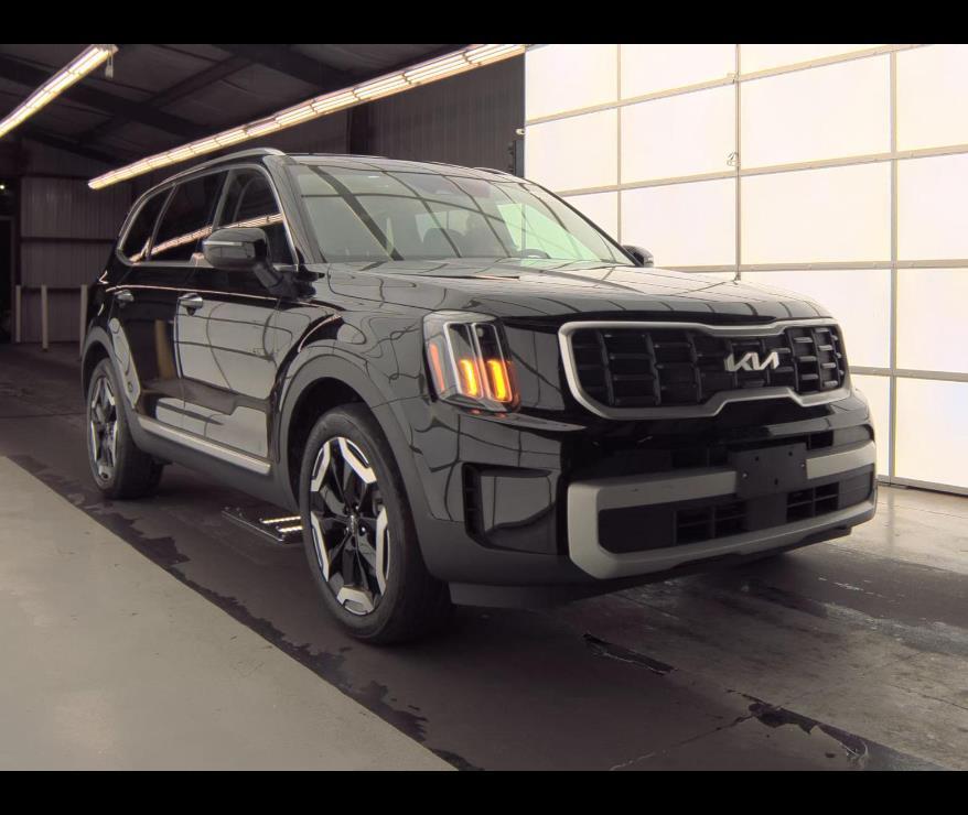 Ebony Black 2025 Kia Telluride S FWD SUV / Crossover Front-Wheel Drive Automatic