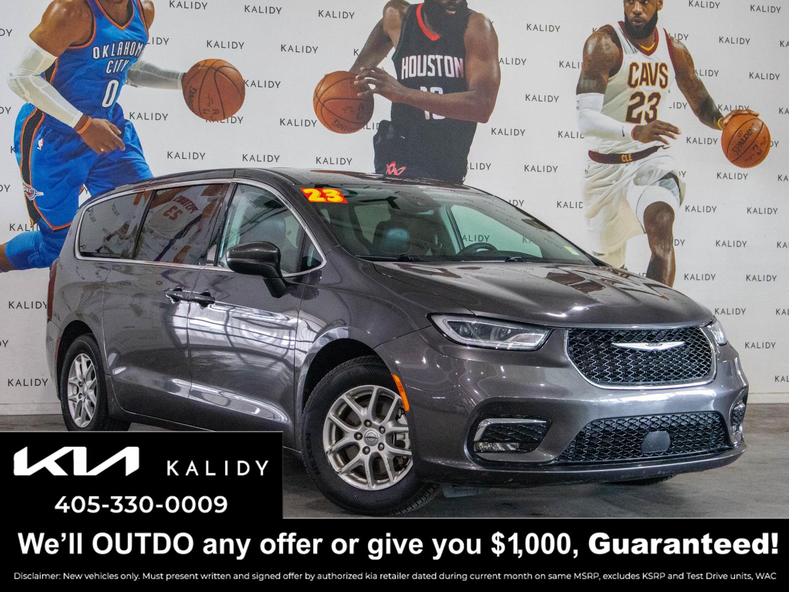 Gray (Granite Crystal Metallic Clearcoat) 2023 Chrysler Pacifica Touring L FWD Minivan Front-Wheel Drive 9-Speed Automatic