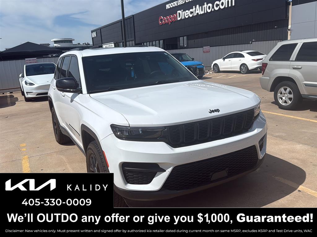 Bright White Clearcoat 2024 Jeep Grand Cherokee Altitude X 4WD SUV / Crossover Four-Wheel Drive 8-Speed Automatic
