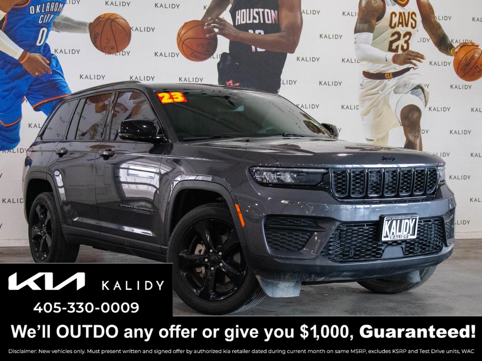 Baltic Gray Metallic Clearcoat 2023 Jeep Grand Cherokee Altitude 4WD SUV / Crossover Four-Wheel Drive 8-Speed Automatic