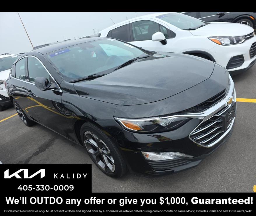 Mosaic Black Metallic 2022 Chevrolet Malibu Sedan Front-Wheel Drive Continuously Variable Transmission