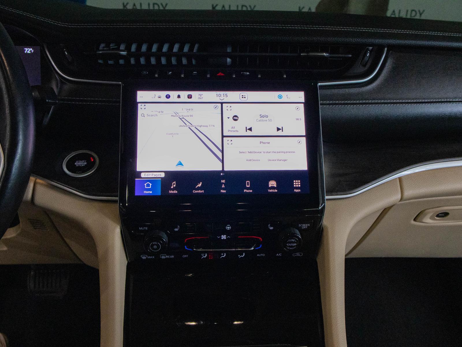 View vehicle photo 4